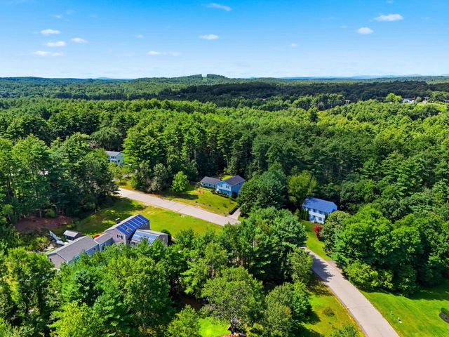 7 Twin Street, Windham, NH 03087