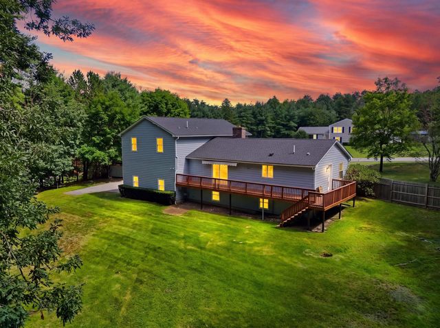 7 Twin Street, Windham, NH 03087