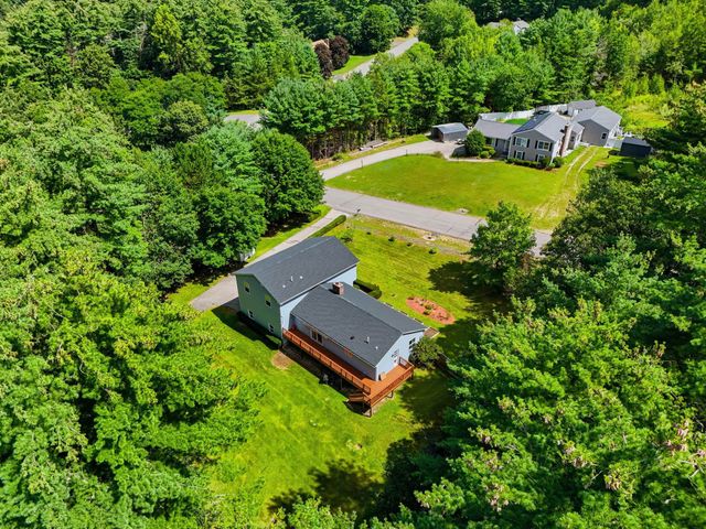 7 Twin Street, Windham, NH 03087