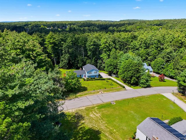 7 Twin Street, Windham, NH 03087