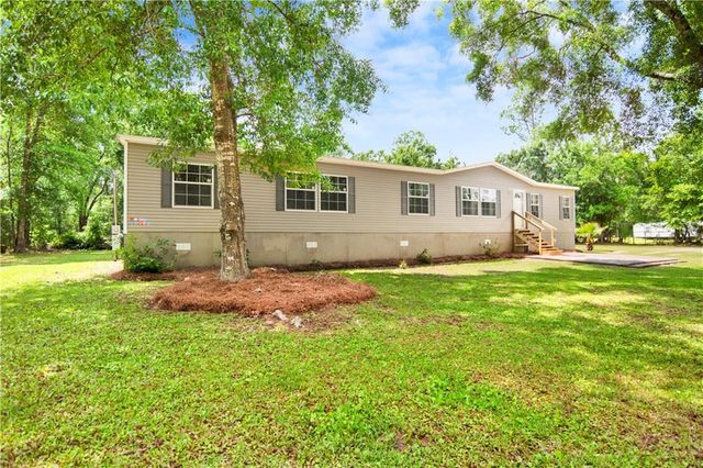 6651 Taylor Avenue, Irvington, AL 36544