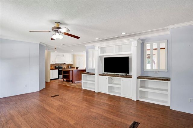6651 Taylor Avenue, Irvington, AL 36544