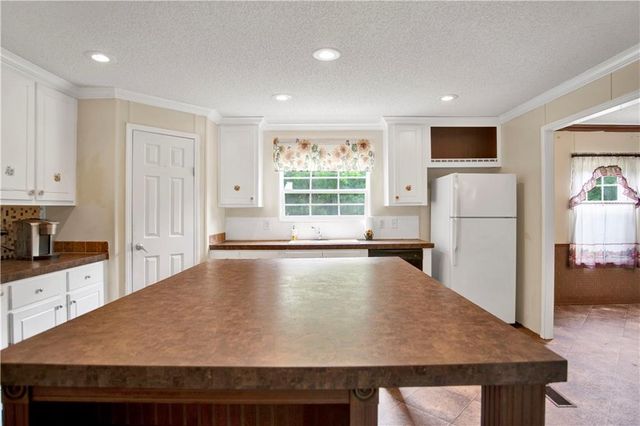 6651 Taylor Avenue, Irvington, AL 36544