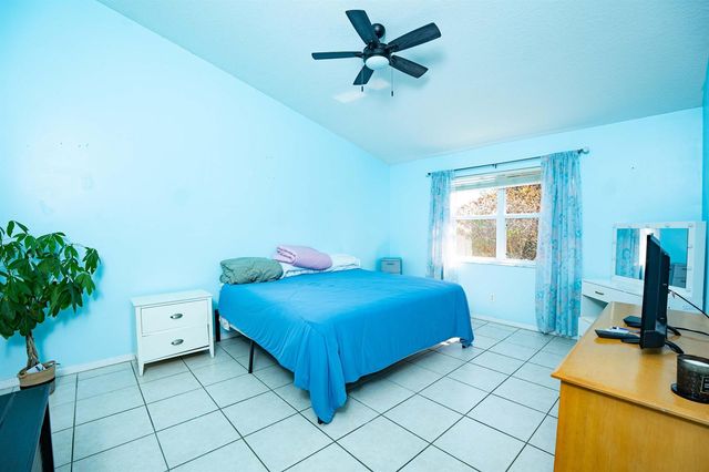 376 NW Sherry Lane, Port St. Lucie, FL 34986