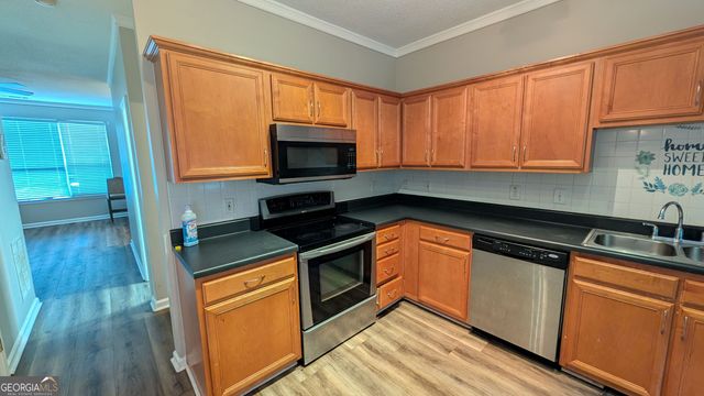 370 Brentwood Drive, Newnan, GA 30263
