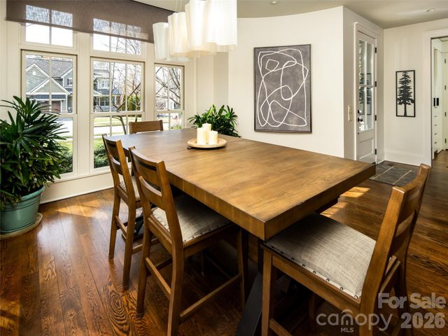 1002 Coves Pheasant Court, Biltmore Lake, NC 28715