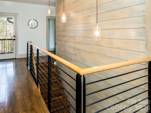 1002 Coves Pheasant Court, Biltmore Lake, NC 28715