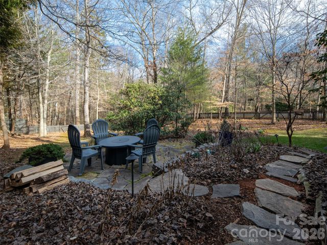 1002 Coves Pheasant Court, Biltmore Lake, NC 28715