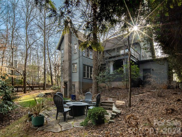 1002 Coves Pheasant Court, Biltmore Lake, NC 28715