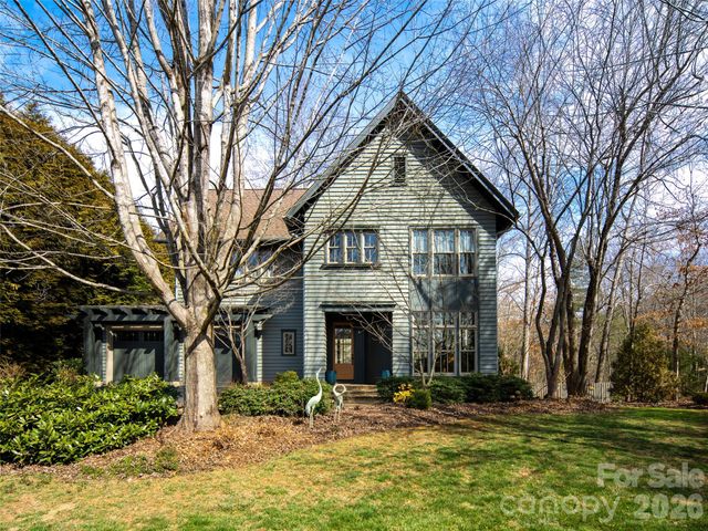 1002 Coves Pheasant Court, Biltmore Lake, NC 28715