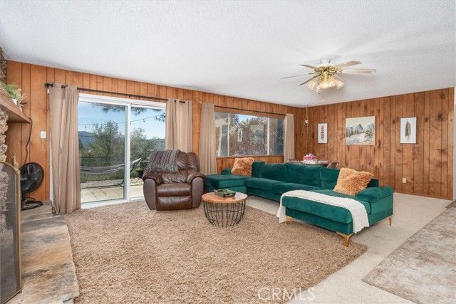 42324 Buckeye Road, Oakhurst, CA 93644