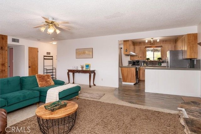 42324 Buckeye Road, Oakhurst, CA 93644