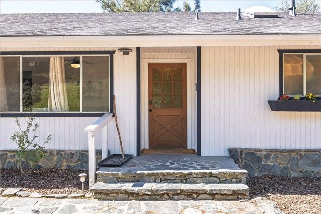 42324 Buckeye Road, Oakhurst, CA 93644