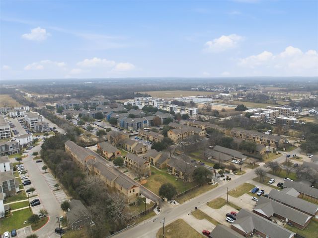 2410 S 2nd Street 737, Waco, TX 76706