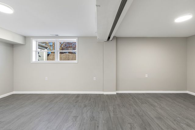 222 Pell Avenue, Romeoville, IL 60446