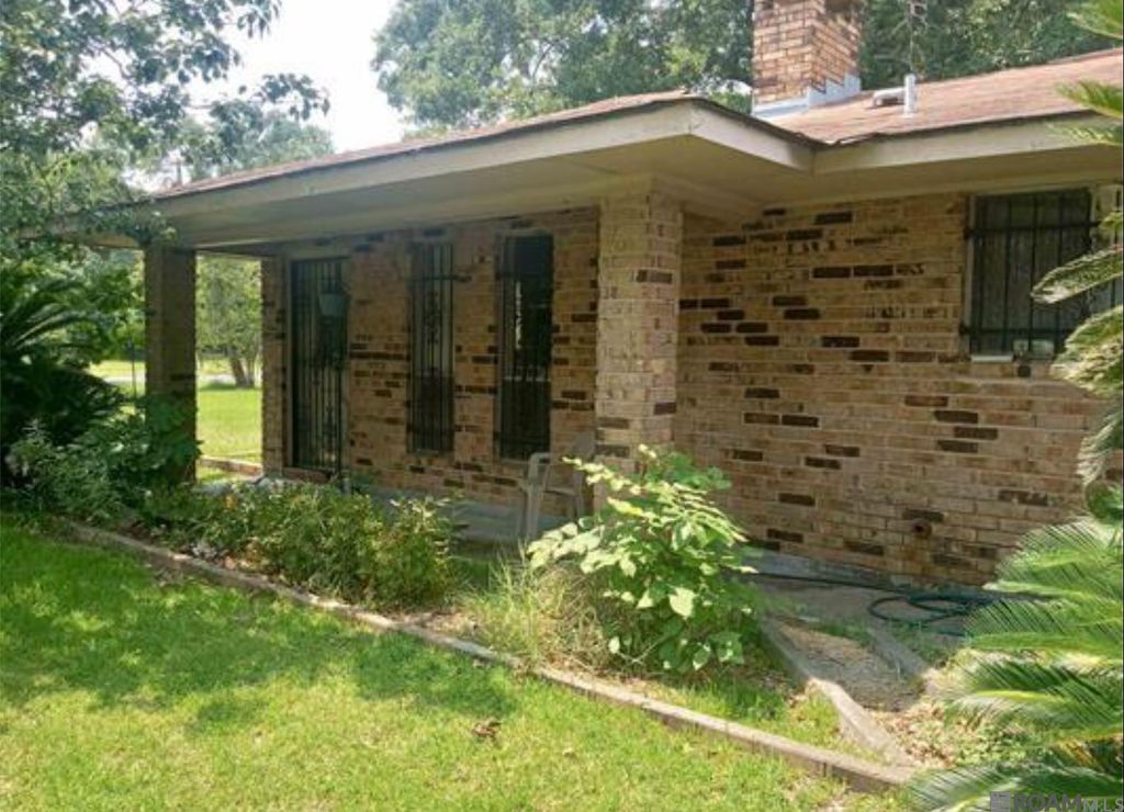 211 Lakecrest Ave, Baton Rouge, LA 70807