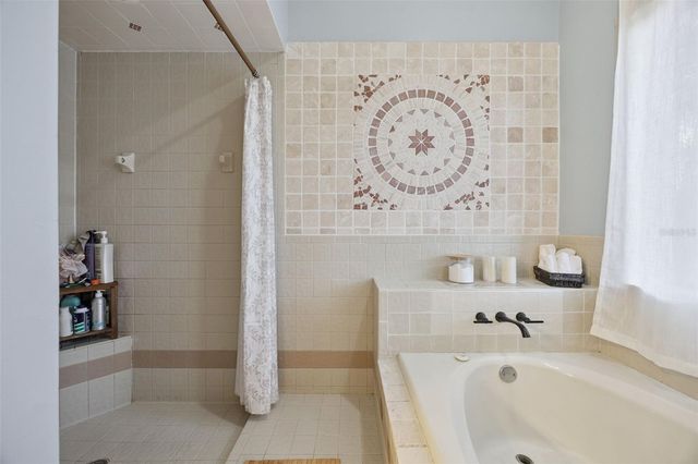 672 VISTAWILLA DRIVE, Winter Springs, FL 32708