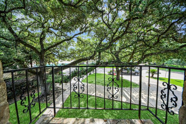 2706 Stetson Lane, Houston, TX 77043