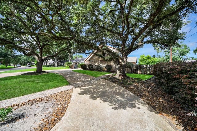 2706 Stetson Lane, Houston, TX 77043
