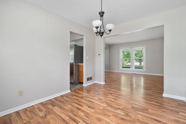 1901 Westwood Drive, Lewis Center, OH 43035