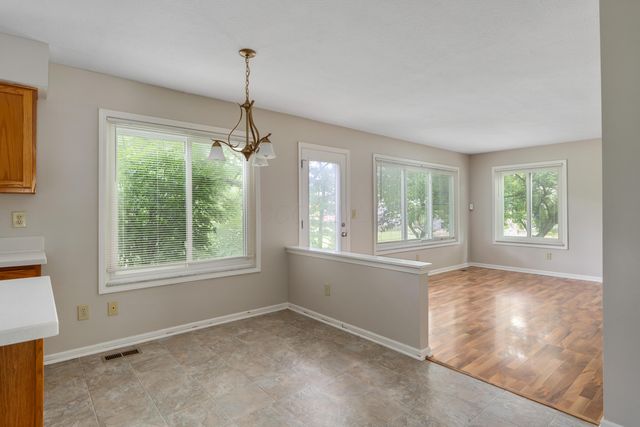 1901 Westwood Drive, Lewis Center, OH 43035