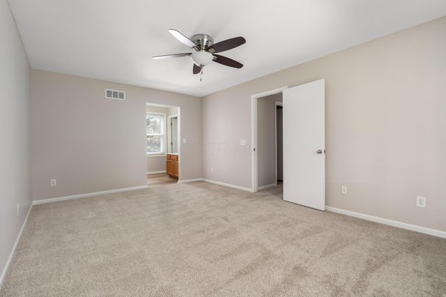 1901 Westwood Drive, Lewis Center, OH 43035