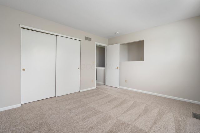 1901 Westwood Drive, Lewis Center, OH 43035