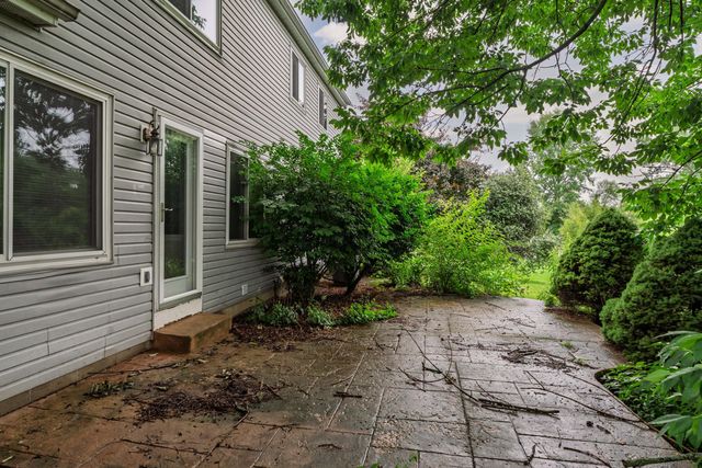 1901 Westwood Drive, Lewis Center, OH 43035