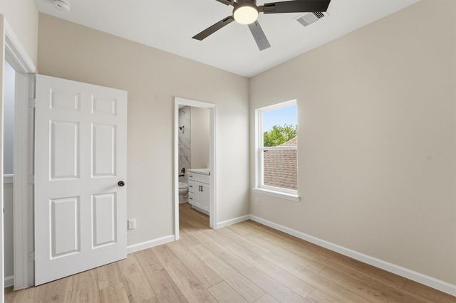4354 Clover Street B, Houston, TX 77051