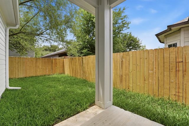 4354 Clover Street B, Houston, TX 77051
