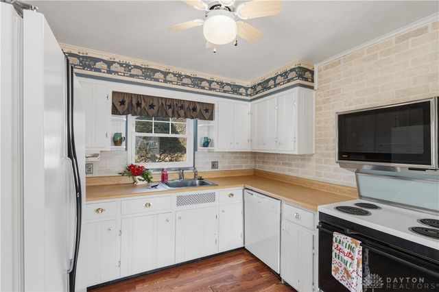 3799 Old Salem Road, Dayton, OH 45415