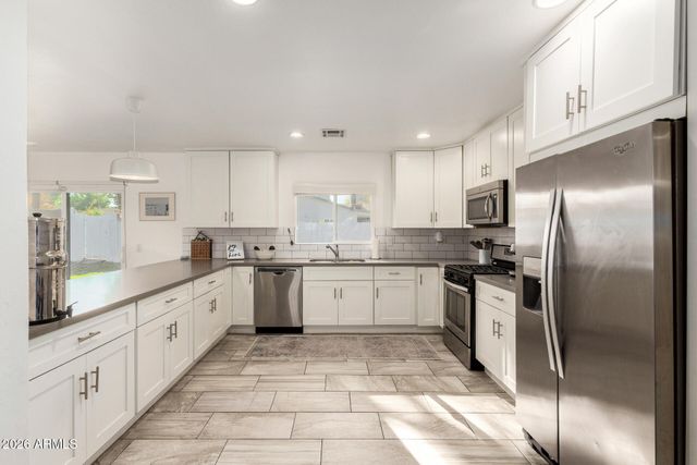 2613 E PIERSON Street, Phoenix, AZ 85016