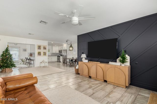 2613 E PIERSON Street, Phoenix, AZ 85016