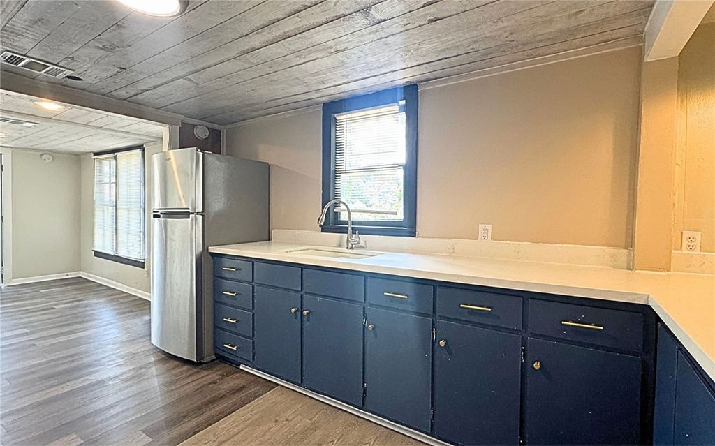 102 North Temple Street, Caldwell, TX 77836 — photo 4