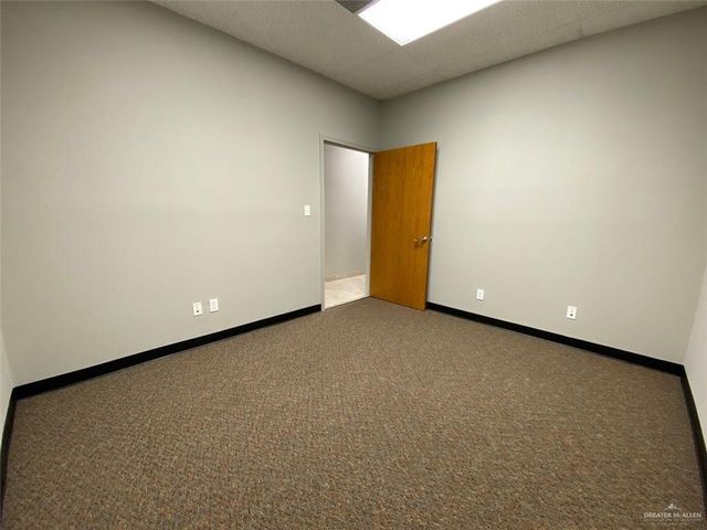 713 E Esperanza Avenue B, Mcallen, TX 78501