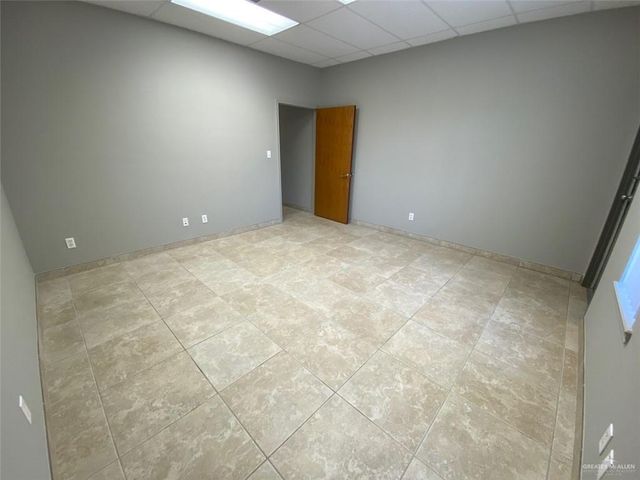713 E Esperanza Avenue B, Mcallen, TX 78501