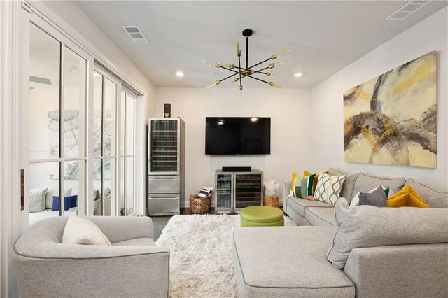 544 Clover Lane, Alpharetta, GA 30009