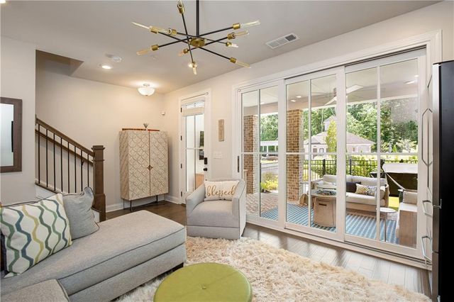 544 Clover Lane, Alpharetta, GA 30009