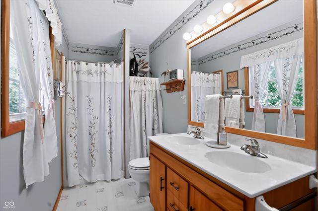 3305 Virginia Street, Columbus, IN 47203