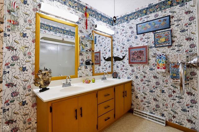 3305 Virginia Street, Columbus, IN 47203