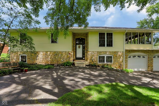 3305 Virginia Street, Columbus, IN 47203