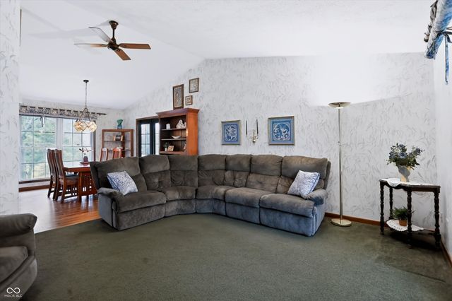 3305 Virginia Street, Columbus, IN 47203