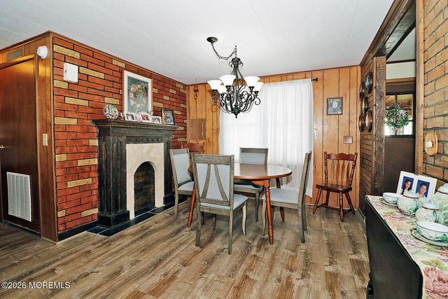 16 Partridge Place, Whiting, NJ 08759