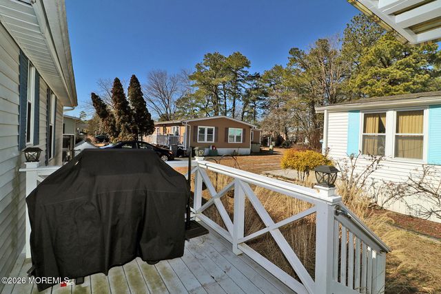 16 Partridge Place, Whiting, NJ 08759