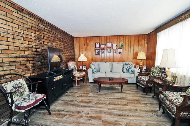 16 Partridge Place, Whiting, NJ 08759