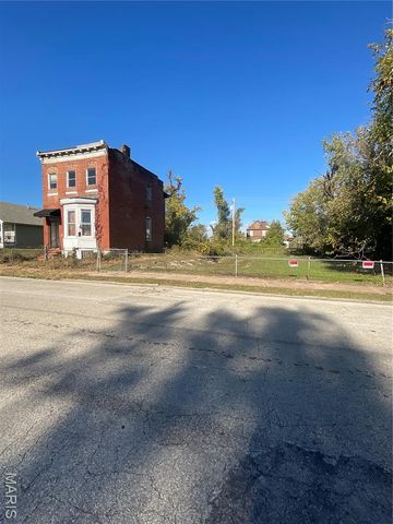 4411 Saint Ferdinand Avenue, St Louis, MO 63113