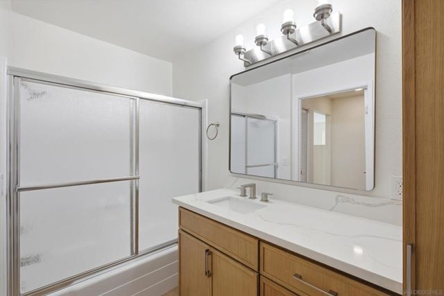 930 Via Mil Cumbres 151, Solana Beach, CA 92075