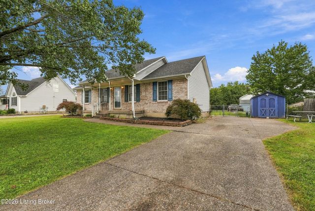 175 Lake Park Ct, Shepherdsville, KY 40165