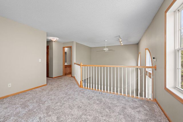 17594 Wiedman Way, Eden Prairie, MN 55347