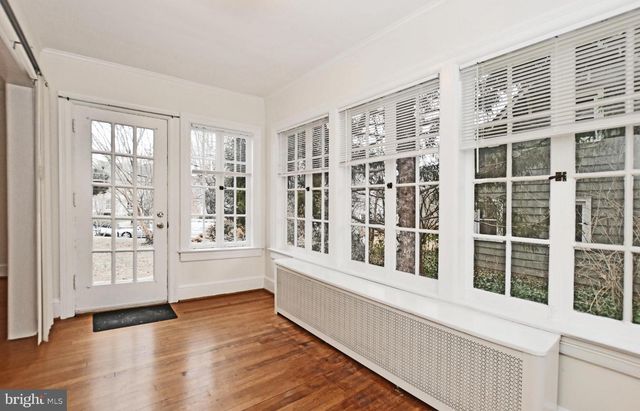 4509 ELLICOTT ST NW, Washington, DC 20016